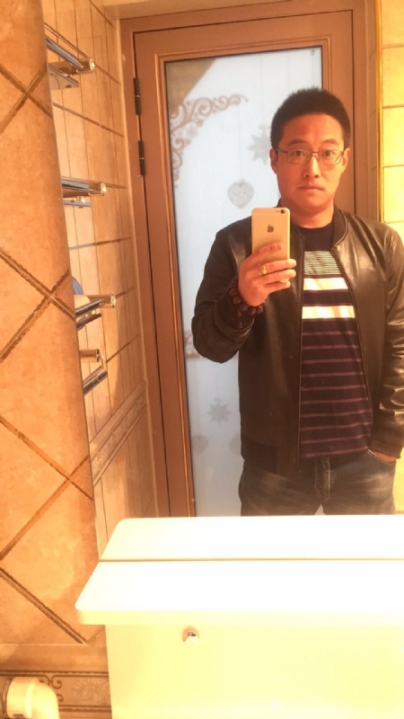 华灯初下的第一张照片--江门相亲服务中心