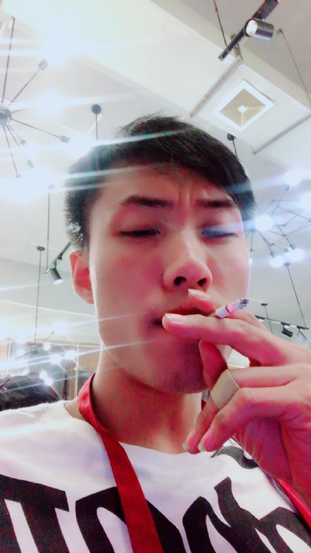 乐天的第四张照片--江门相亲服务中心