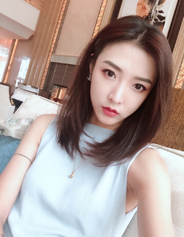 嘉嘉的第一张照片--江门相亲服务中心