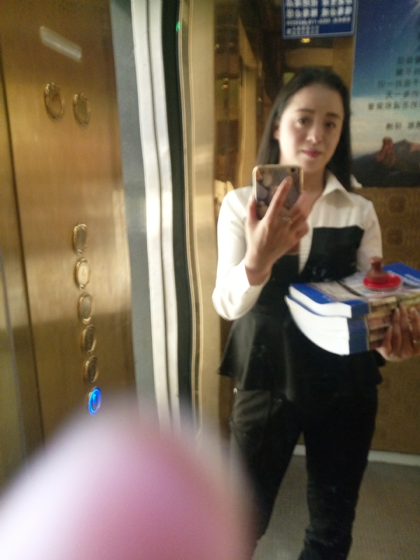 铿锵玫瑰的第一张照片--江门相亲服务中心