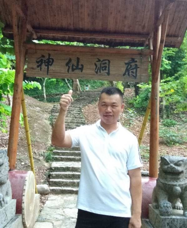 强仔的第一张照片--江门相亲服务中心