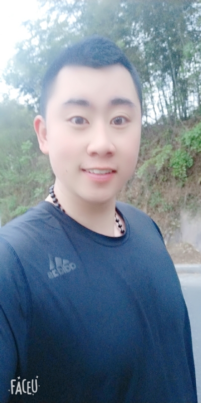帅小伙的第一张照片--江门相亲服务中心