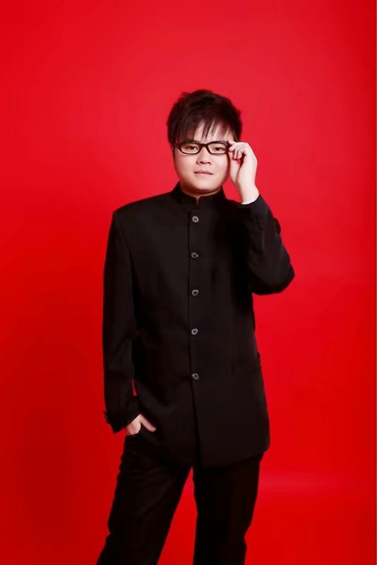站在远处看童年的第一张照片--江门相亲服务中心