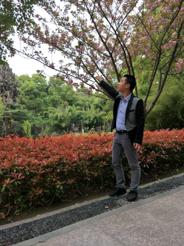 坦诚的第一张照片--江门相亲服务中心