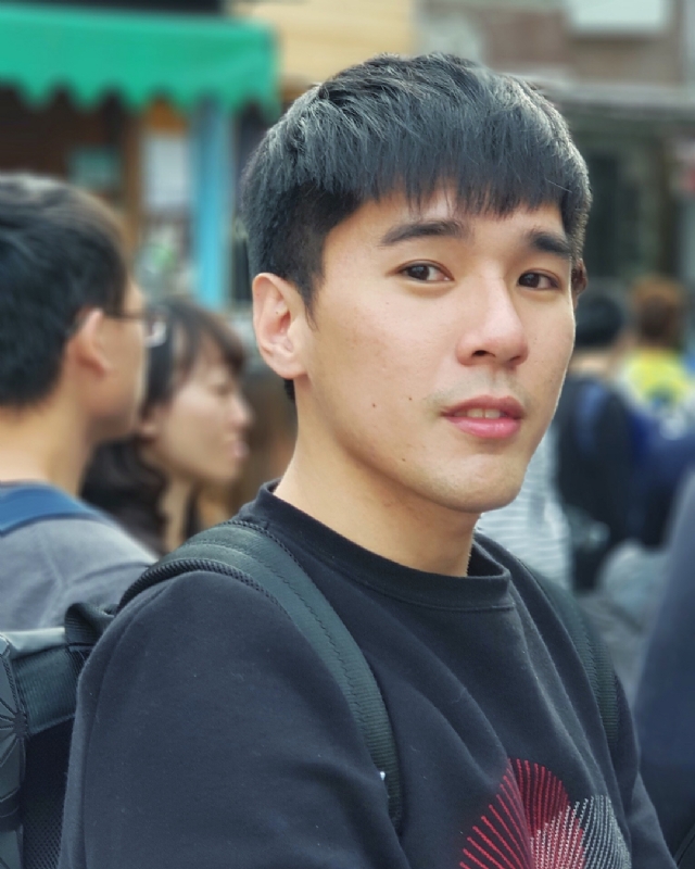 雨中孤独的第一张照片--江门相亲服务中心