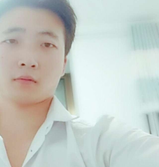 华英雄的第一张照片--江门相亲服务中心