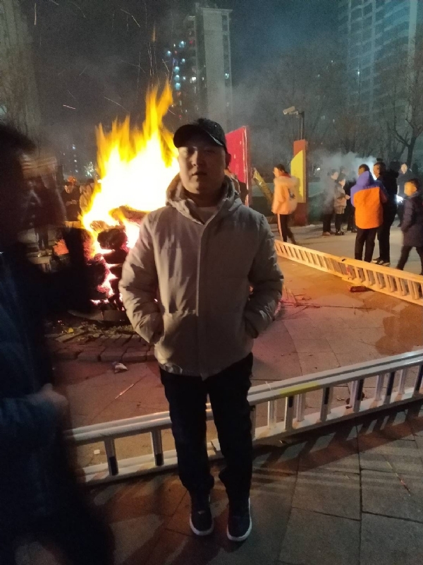 爱情里的俩个人的第二张照片--江门相亲服务中心