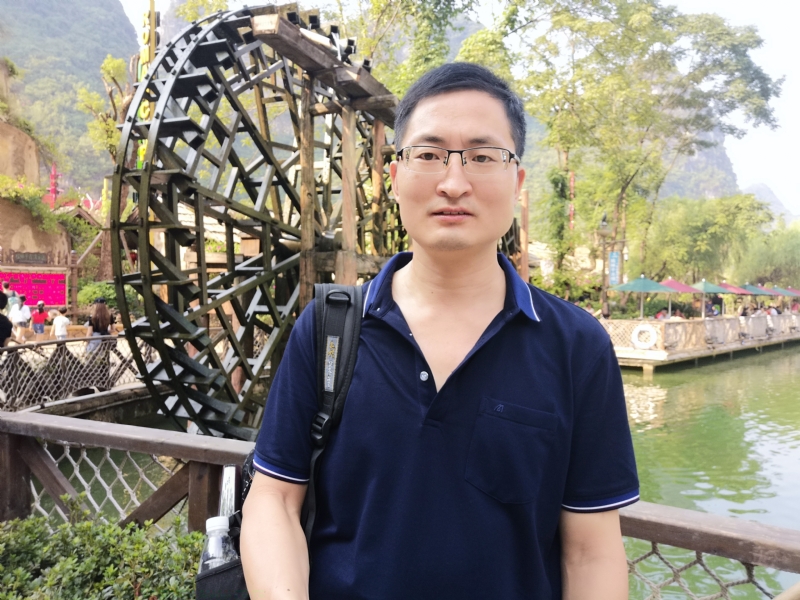 一笑而过的第一张照片--江门相亲服务中心
