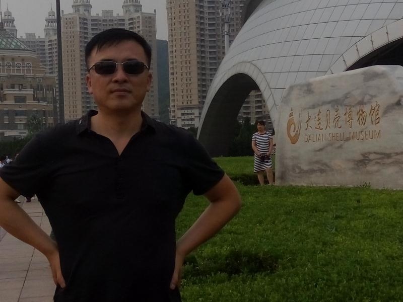 豁达的第一张照片--江门相亲服务中心