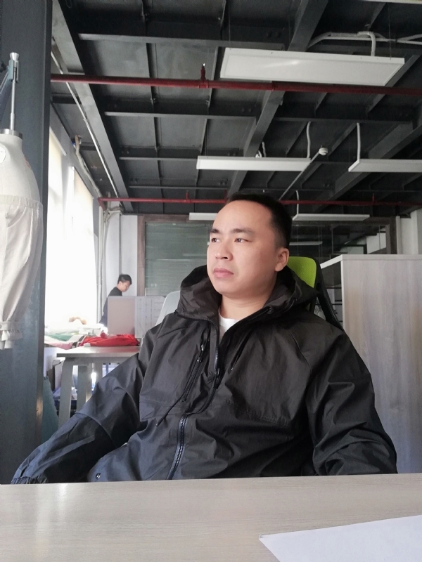 左眼皮跳跳的第一张照片--江门相亲服务中心
