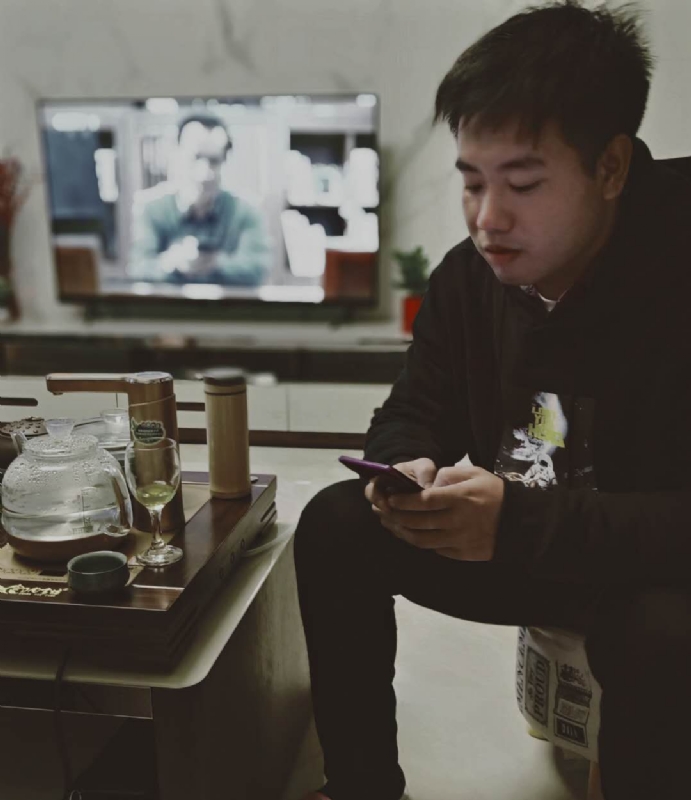 嗯今年能脱单吗的第一张照片--江门相亲服务中心