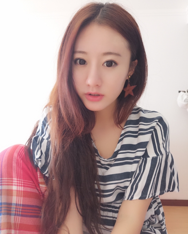 妮妮的第二张照片--江门相亲服务中心