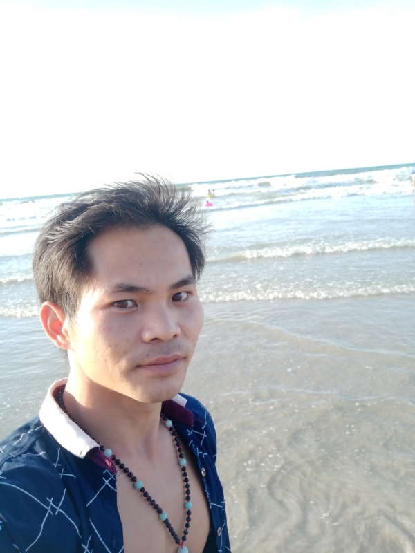 爱已欠费的第一张照片--江门相亲服务中心