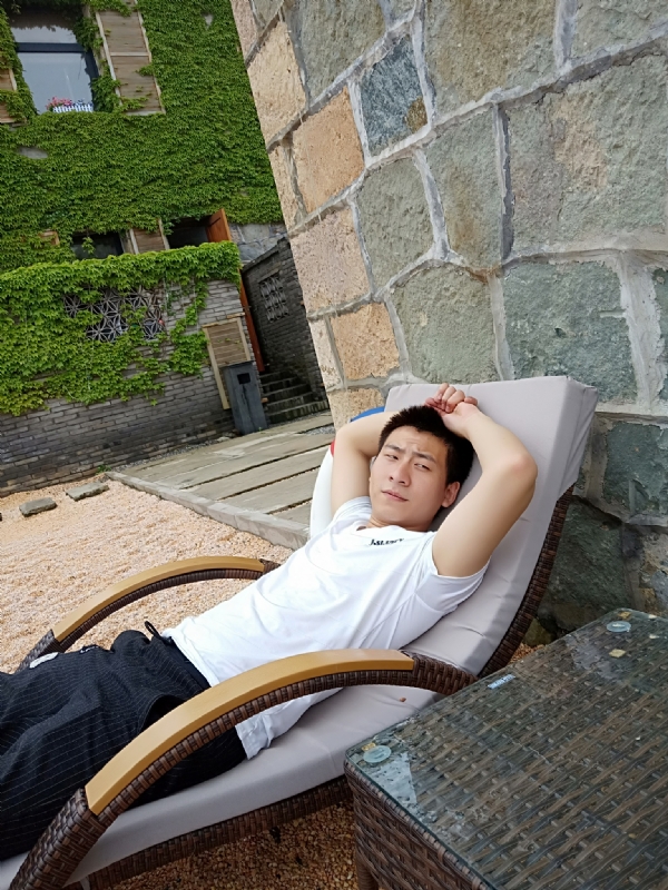 真心寻找另一半的第一张照片--江门相亲服务中心