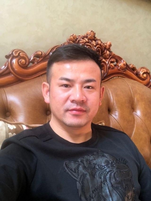 治国的第一张照片--江门相亲服务中心
