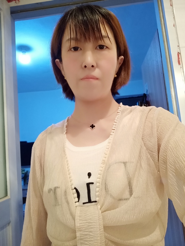 芬儿的第一张照片--江门相亲服务中心