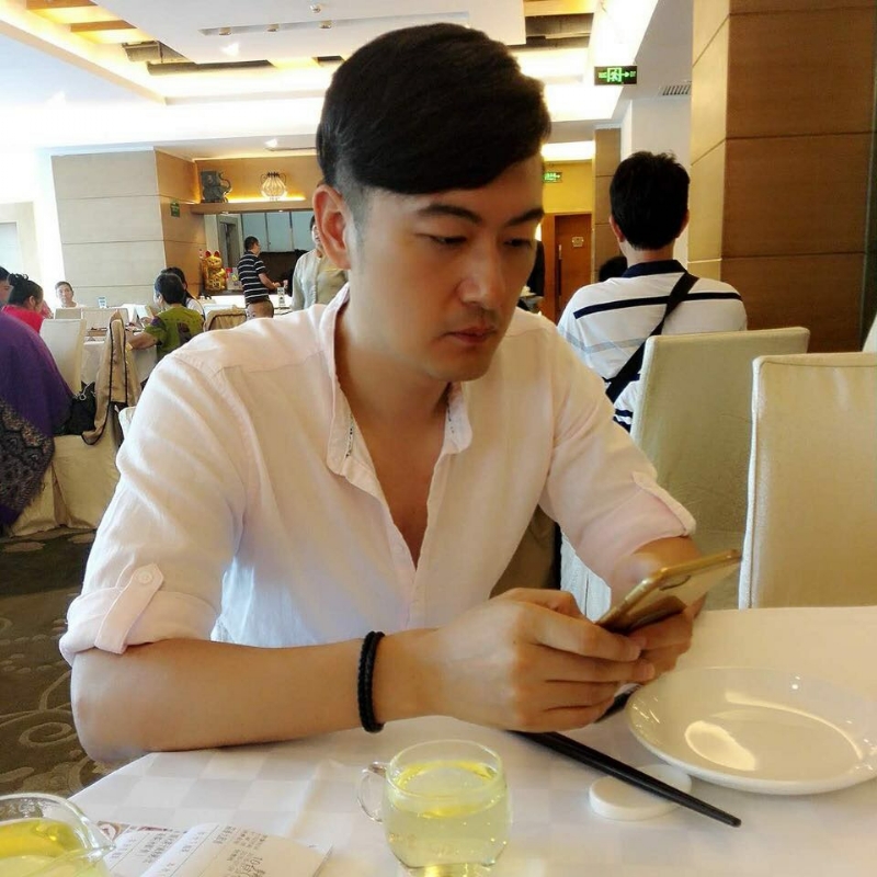 猩猩的第一张照片--江门相亲服务中心