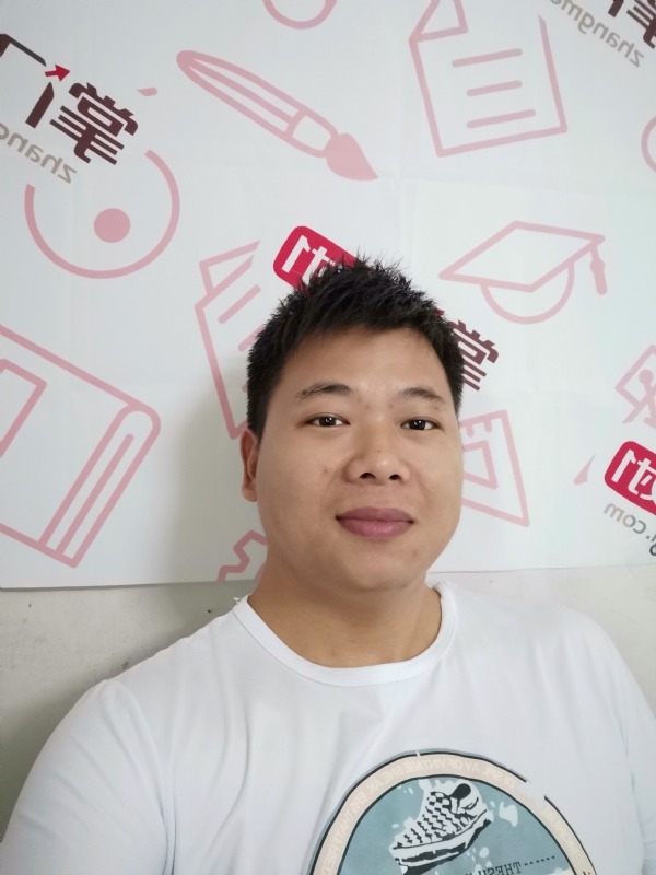 轻静地行走着的第一张照片--江门相亲服务中心