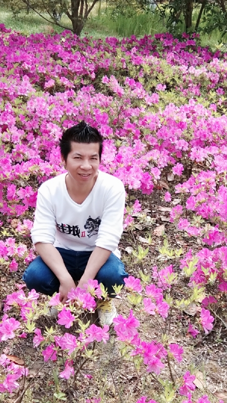 云淡风轻的第一张照片--江门相亲服务中心