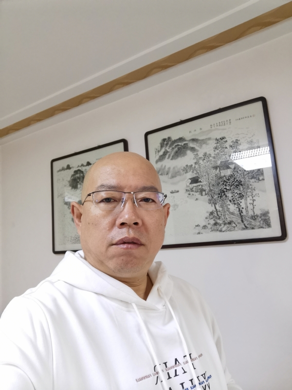 光头博士的第一张照片--江门相亲服务中心