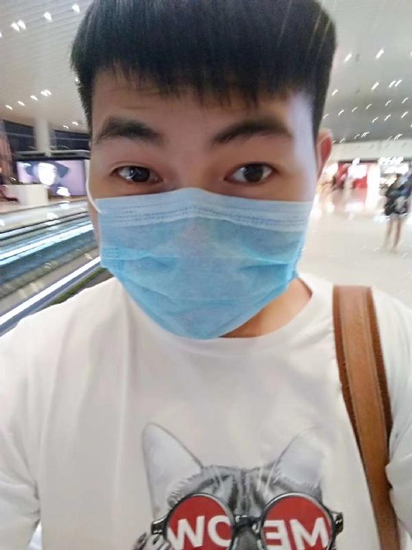 咔咔一顿的第一张照片--江门相亲服务中心
