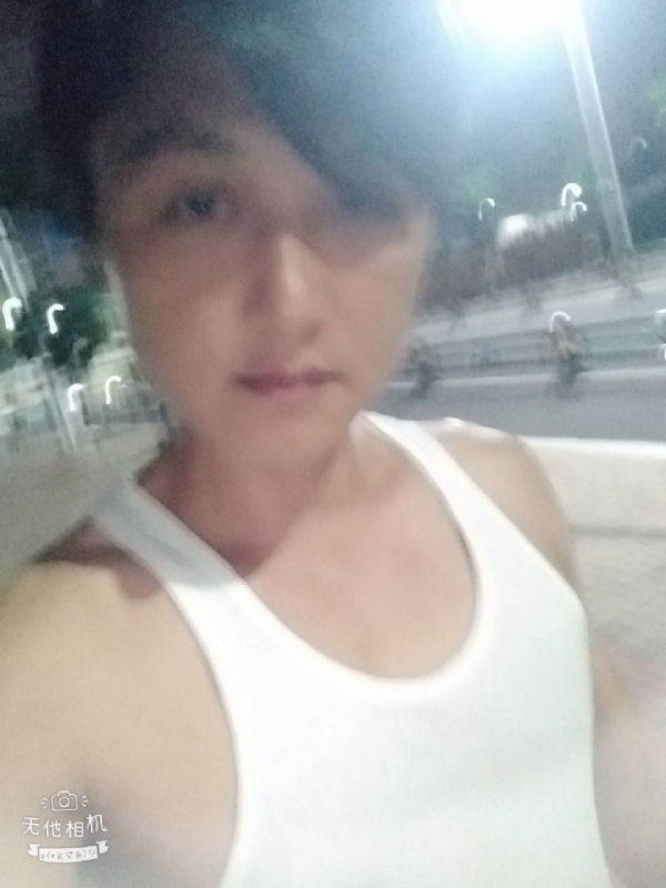 弟弟的第一张照片--江门相亲服务中心