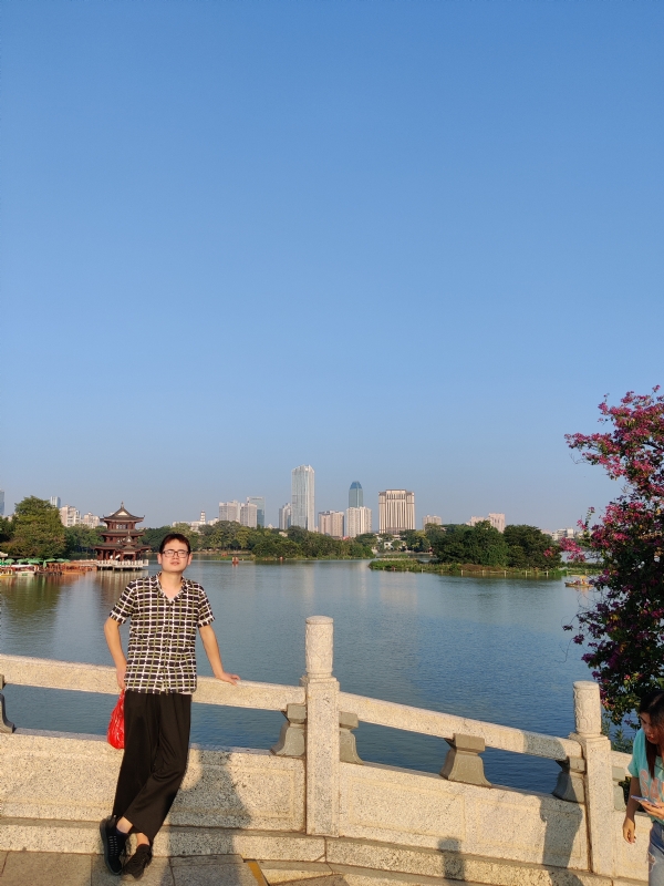 萍水相逢晏的第一张照片--江门相亲服务中心