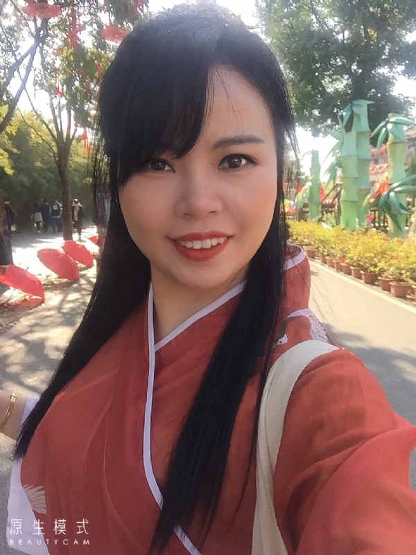 妮妮的第一张照片--江门相亲服务中心