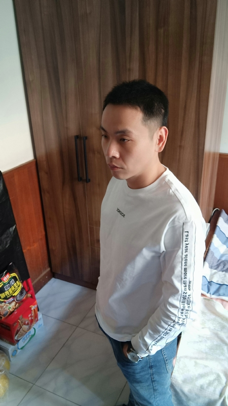 没有蜡笔的小航的第一张照片--江门相亲服务中心