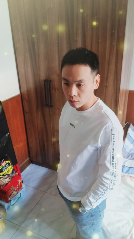 没有蜡笔的小航的第三张照片--江门相亲服务中心