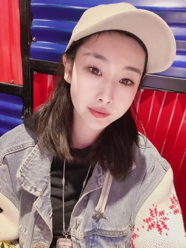 玲珑的第一张照片--江门相亲服务中心