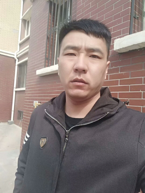 谁伴我闯荡的第一张照片--江门相亲服务中心