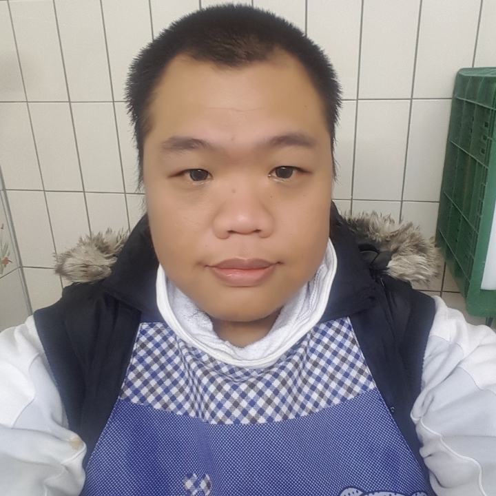 黑熊的第一张照片--江门相亲服务中心