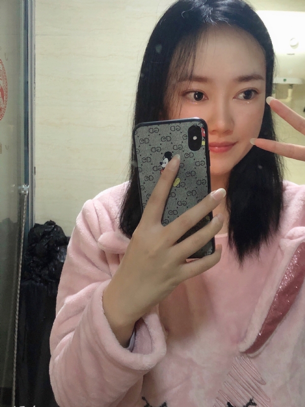 叶落知秋的第一张照片--江门相亲服务中心