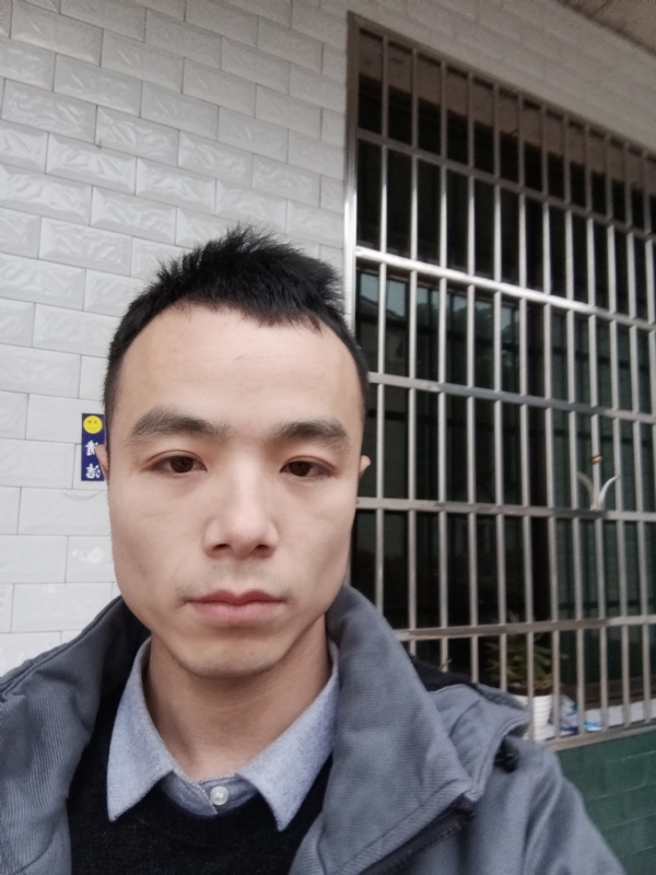 笑得那么开心的第二张照片--江门相亲服务中心