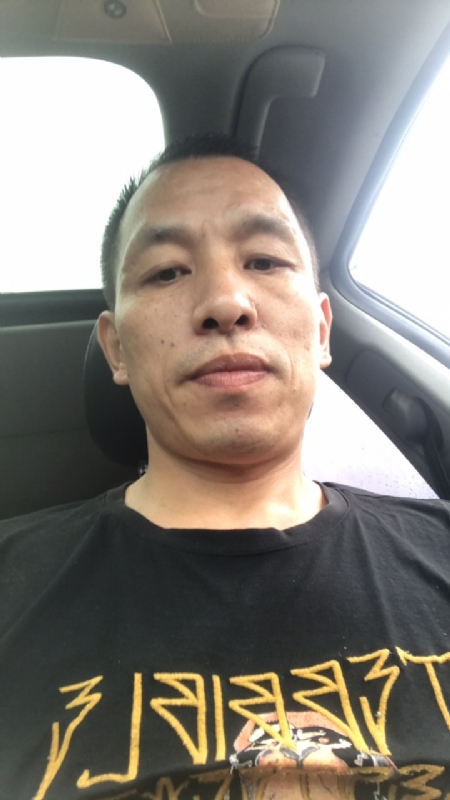 迷茫的第一张照片--江门相亲服务中心