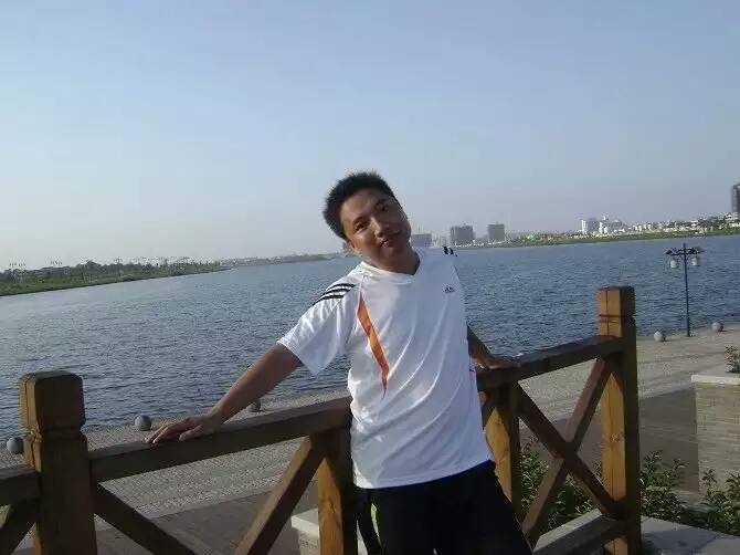 才乡痴情的第二张照片--江门相亲服务中心