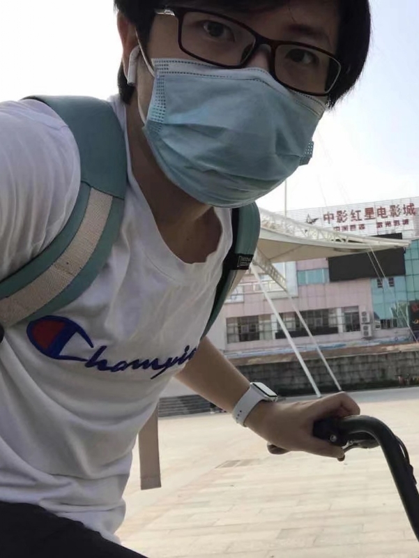 丁先生的第二张照片--江门相亲服务中心