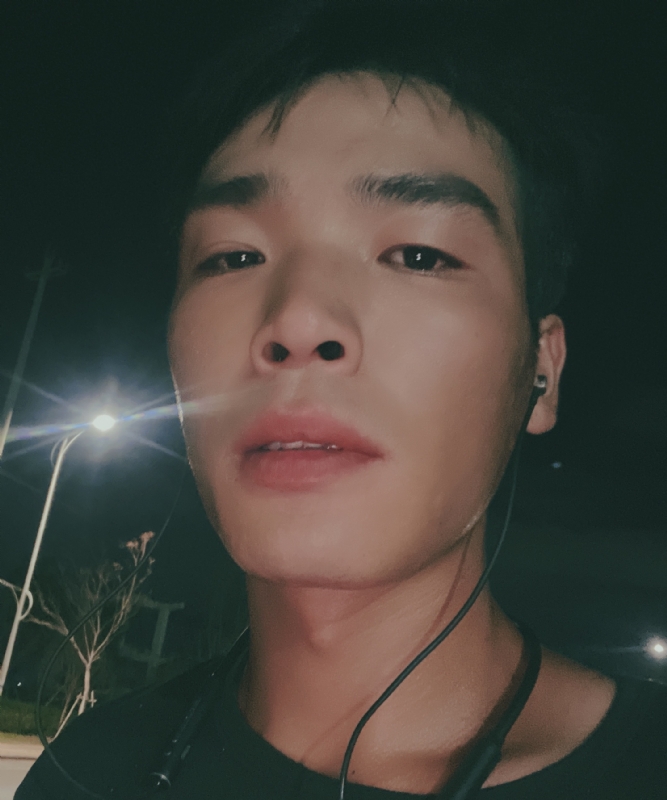 满船清梦压星河的第一张照片--江门相亲服务中心