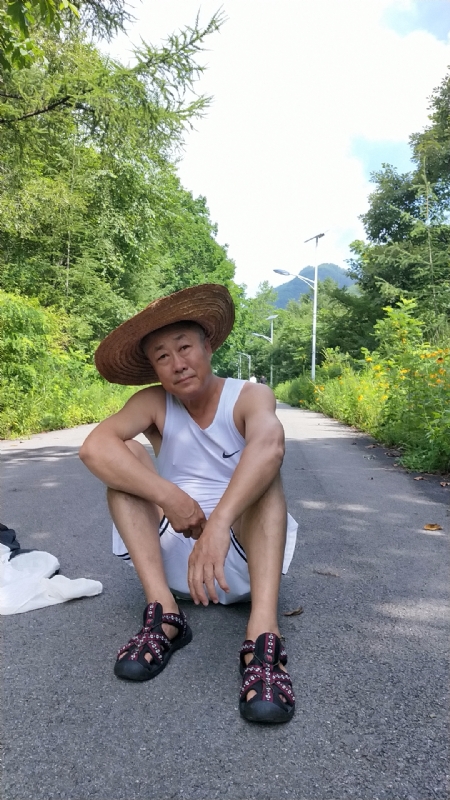 真诚寻伴的第一张照片--江门相亲服务中心
