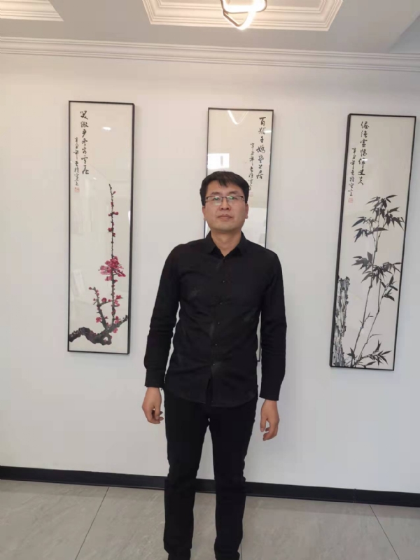 情义比天高的第一张照片--江门相亲服务中心