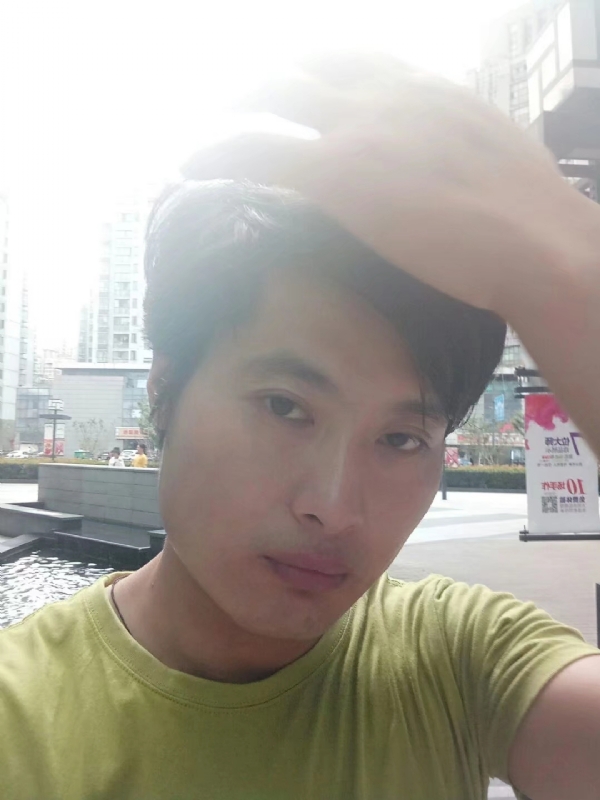 钢铁侠的第一张照片--江门相亲服务中心