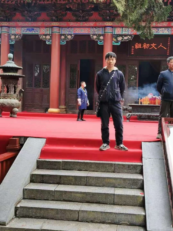 单身的小草的第三张照片--江门相亲服务中心