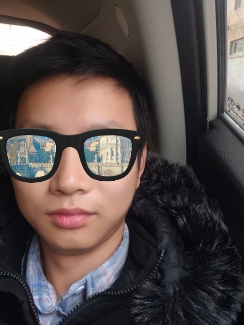请问揉揉头的第一张照片--江门相亲服务中心