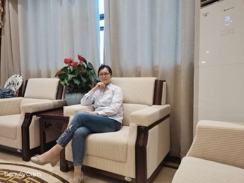 秋水伊人的第一张照片--江门相亲服务中心