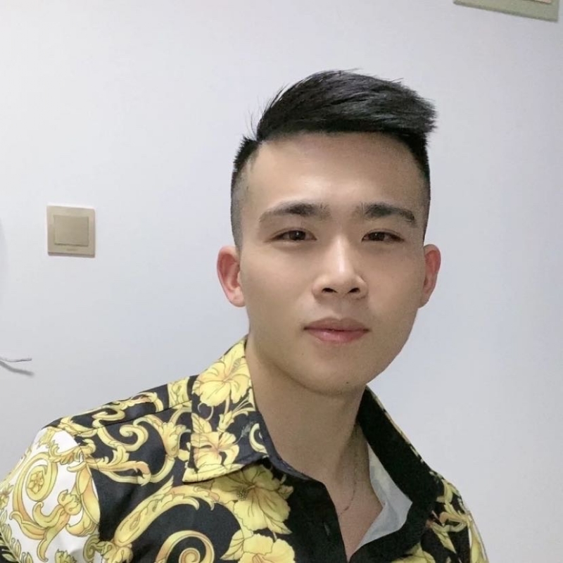 迷彩冲锋衣的第一张照片--江门相亲服务中心