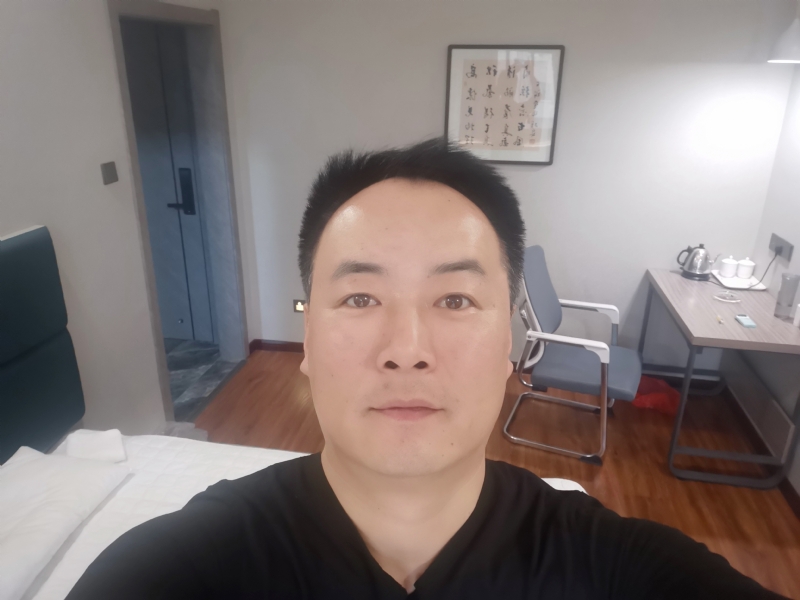 莫待花落空折枝的第一张照片--江门相亲服务中心