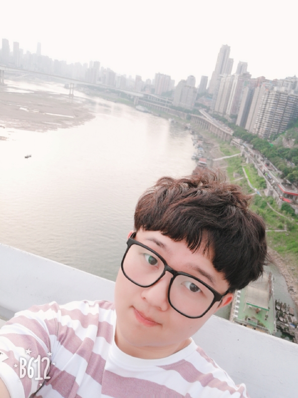 白夜行中人的第二张照片--江门相亲服务中心