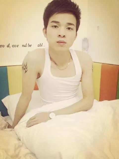 风雨同舟的第一张照片--江门相亲服务中心