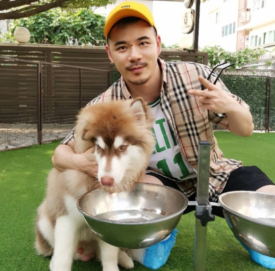 坚持的第一张照片--江门相亲服务中心
